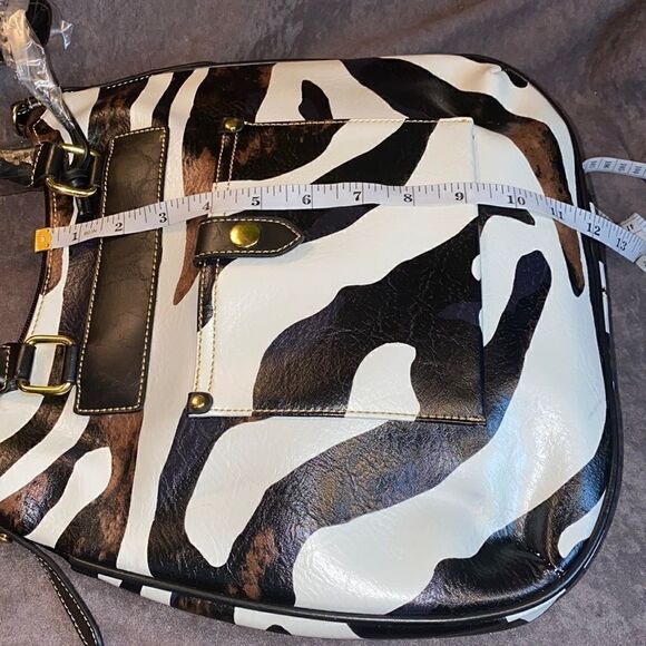 Shoulder Purse *Sale* Bundle 2 purses for $100 - Picture 4 of 6